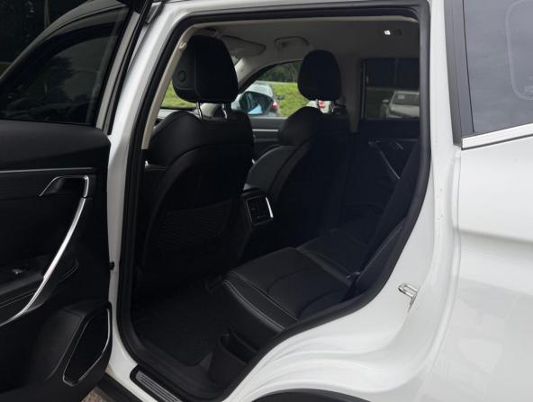 Geely Atlas Pro с пробегом 2023 года, цена 2 100 000 рублей, 77122 км, внедорожник, Автокод Объявления