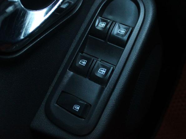 Nissan Terrano III (D10) с пробегом 2019 года, цена 1 499 000 рублей, 132112 км, внедорожник, Автокод Объявления