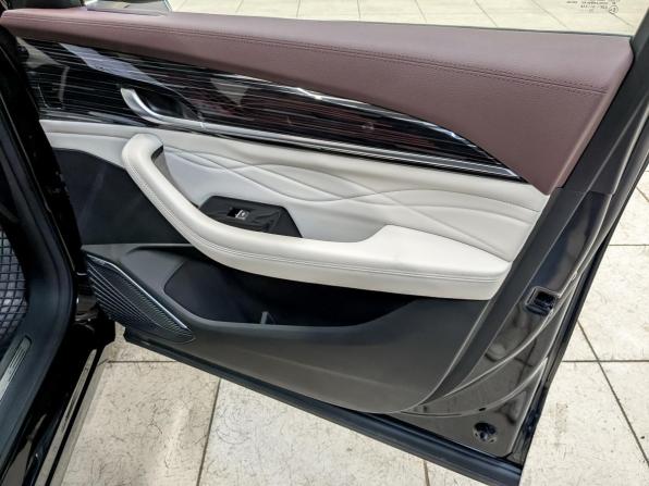 Geely Monjaro I с пробегом 2023 года, цена 2 990 000 рублей, 32068 км, внедорожник, Автокод Объявления