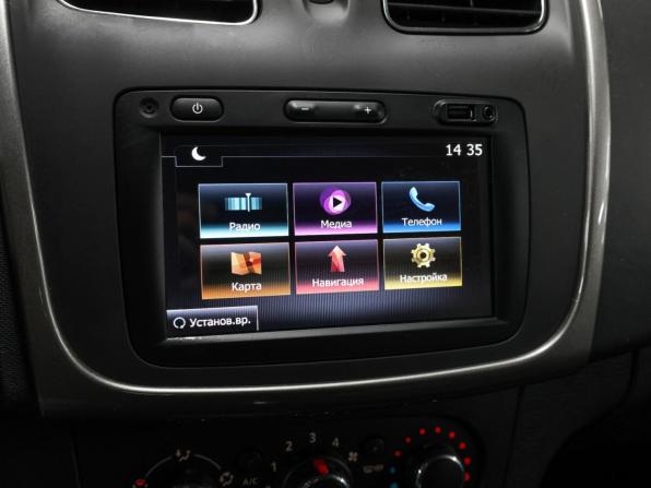Renault Logan II Рестайлинг с пробегом 2019 года, цена 997 000 рублей, 102492 км, седан, Автокод Объявления