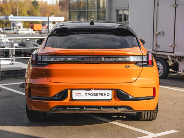 Zeekr 001 I с пробегом 2023 года, цена 5 890 000 рублей, 8491 км, лифтбек, Автокод Объявления