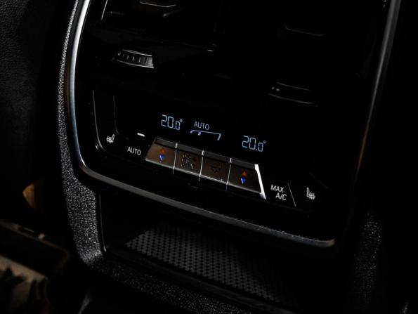 BMW X7 I (G07) Рестайлинг с пробегом 2024 года, цена 12 570 076 рублей, 14558 км, внедорожник, Автокод Объявления