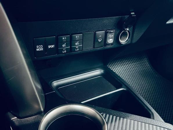 Toyota RAV4 IV (XA40) с пробегом 2013 года, цена 1 650 000 рублей, 184000 км, внедорожник, Автокод Объявления