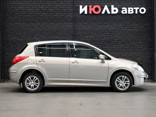 Nissan Tiida I Рестайлинг с пробегом 2011 года, цена 780 000 рублей, 166977 км, хэтчбек, Автокод Объявления