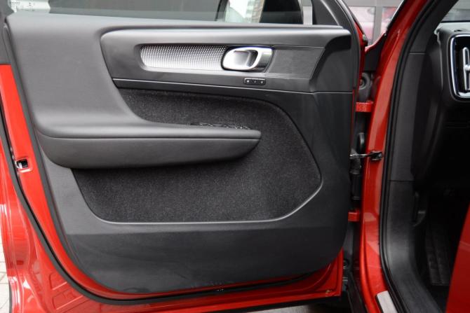 Volvo XC40 I с пробегом 2019 года, цена 3 145 000 рублей, 78453 км, внедорожник, Автокод Объявления