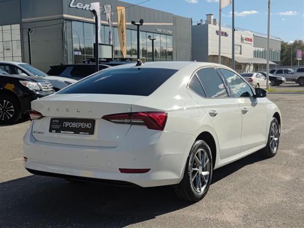 Skoda Octavia IV (A8) с пробегом 2021 года, цена 2 100 000 рублей, 127205 км, лифтбек, Автокод Объявления