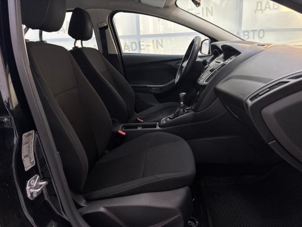 Ford Focus III Рестайлинг с пробегом 2017 года, цена 960 000 рублей, 111000 км, хэтчбек, Автокод Объявления
