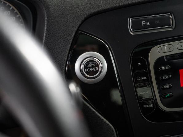 Ford Mondeo IV Рестайлинг с пробегом 2012 года, цена 1 100 000 рублей, 149364 км, лифтбек, Автокод Объявления
