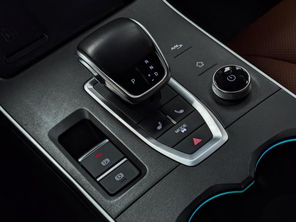 Omoda C5 I с пробегом 2024 года, цена 1 740 000 рублей, 41642 км, внедорожник, Автокод Объявления