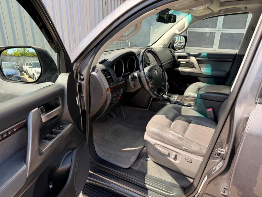 Toyota Land Cruiser 200 Series Ростов-на-Дону  - изображение 10