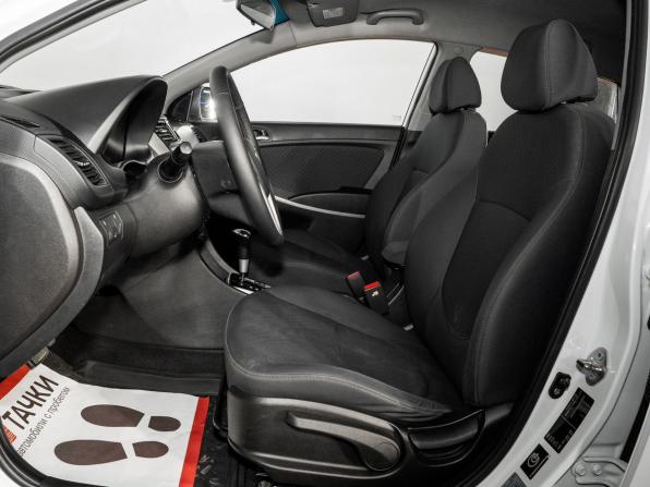 Hyundai Solaris I с пробегом 2014 года, цена 950 500 рублей, 98002 км, хэтчбек, Автокод Объявления