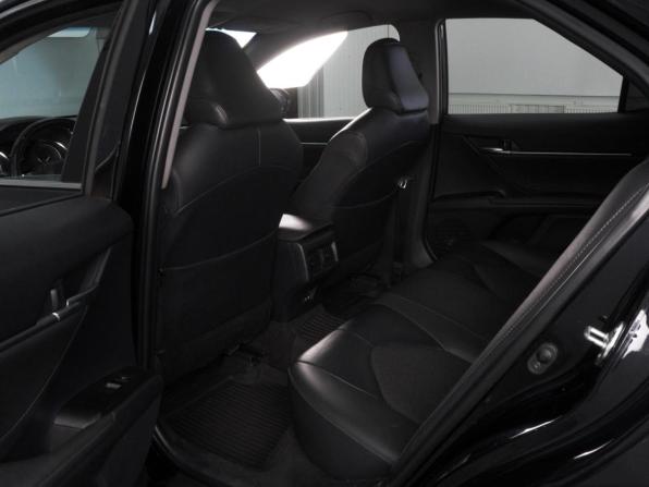 Toyota Camry VIII (XV70) Рестайлинг с пробегом 2021 года, цена 3 099 000 рублей, 126676 км, седан, Автокод Объявления