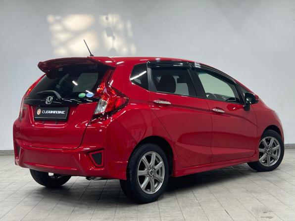 Honda Fit III с пробегом 2016 года, цена 1 059 000 рублей, 105537 км, хэтчбек, Автокод Объявления