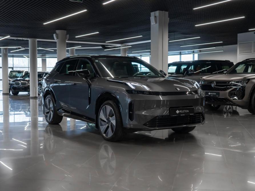 Lynk &amp; Co 08 I Москва  - изображение 2