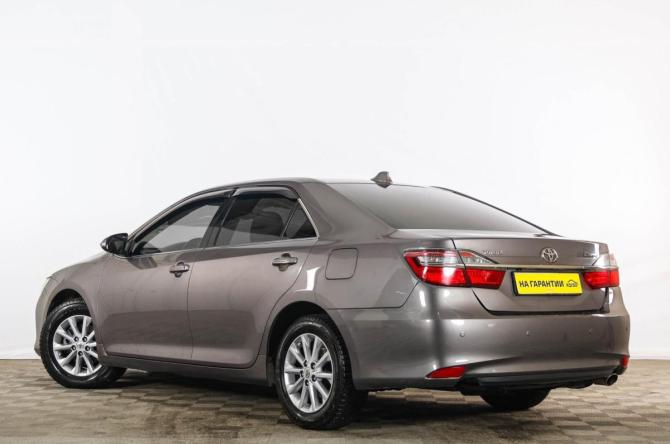 Toyota Camry VII (XV50) Рестайлинг с пробегом 2016 года, цена 1 999 000 рублей, 220000 км, седан, Автокод Объявления