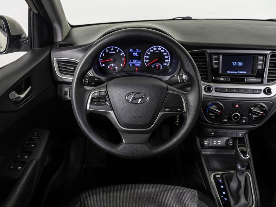 Hyundai Solaris II Москва  - изображение 10