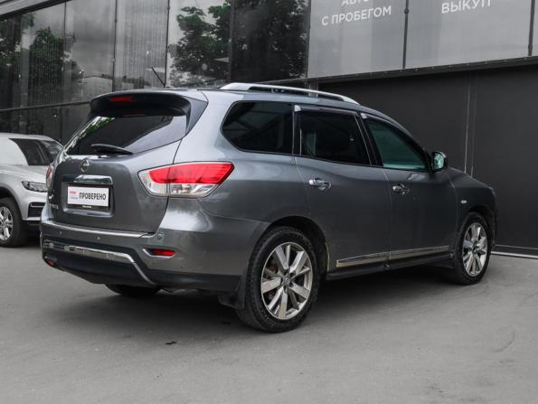 Nissan Pathfinder IV с пробегом 2016 года, цена 2 030 000 рублей, 111335 км, внедорожник, Автокод Объявления