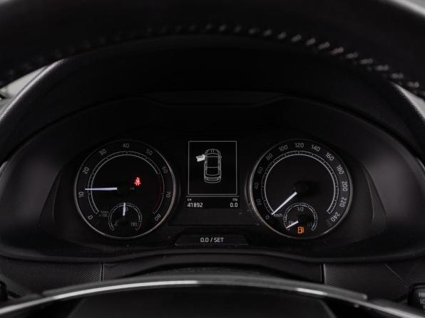 Skoda Rapid II с пробегом 2021 года, цена 1 649 000 рублей, 41892 км, лифтбек, Автокод Объявления