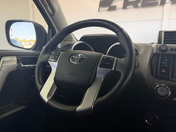 Toyota Land Cruiser Prado 150 Series Рестайлинг 1 с пробегом 2014 года, цена 3 799 000 рублей, 113913 км, внедорожник, Автокод Объявления