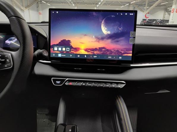 Geely Binyue I Рестайлинг 2 с пробегом 2024 года, цена 2 350 000 рублей, 33239 км, внедорожник, Автокод Объявления