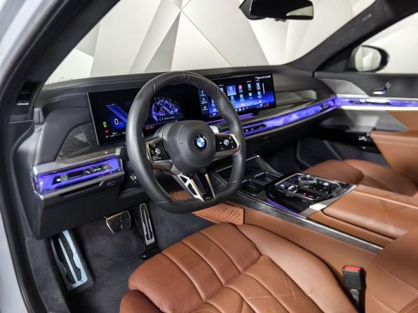 BMW 7 серии VII (G70) с пробегом 2023 года, цена 11 497 000 рублей, 15964 км, седан, Автокод Объявления