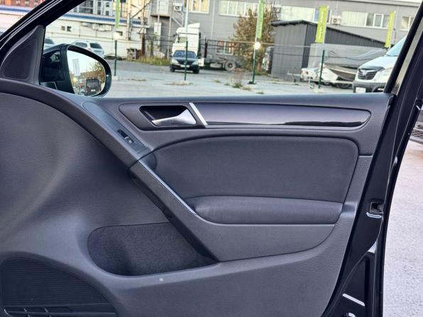 Volkswagen Golf GTI VI с пробегом 2011 года, цена 1 699 000 рублей, 181752 км, хэтчбек, Автокод Объявления