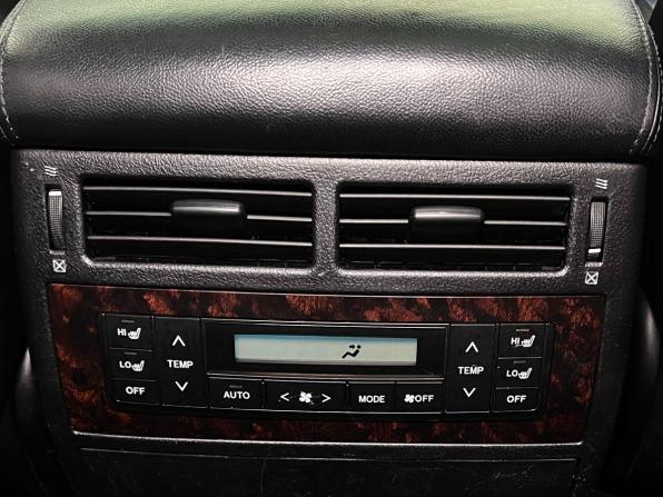 Toyota Land Cruiser 200 Series с пробегом 2011 года, цена 2 450 000 рублей, 443265 км, внедорожник, Автокод Объявления