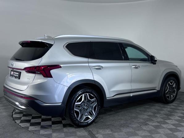 Hyundai Santa Fe IV Рестайлинг с пробегом 2023 года, цена 3 725 000 рублей, 61479 км, внедорожник, Автокод Объявления