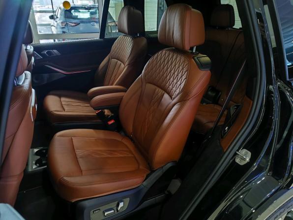 BMW X7 I (G07) Рестайлинг с пробегом 2023 года, цена 16 753 000 рублей, 40518 км, внедорожник, Автокод Объявления