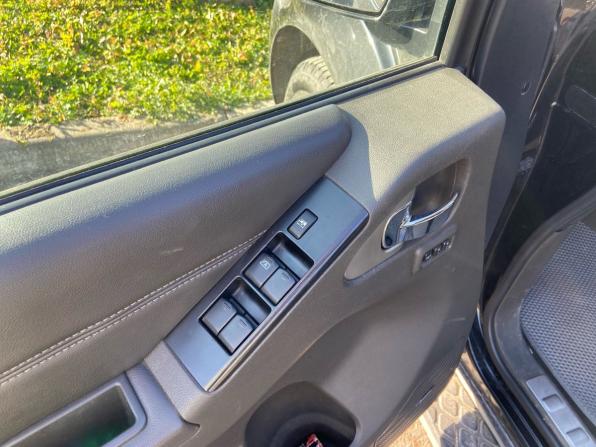 Nissan Pathfinder III Рестайлинг с пробегом 2010 года, цена 1 500 000 рублей, 229526 км, внедорожник, Автокод Объявления