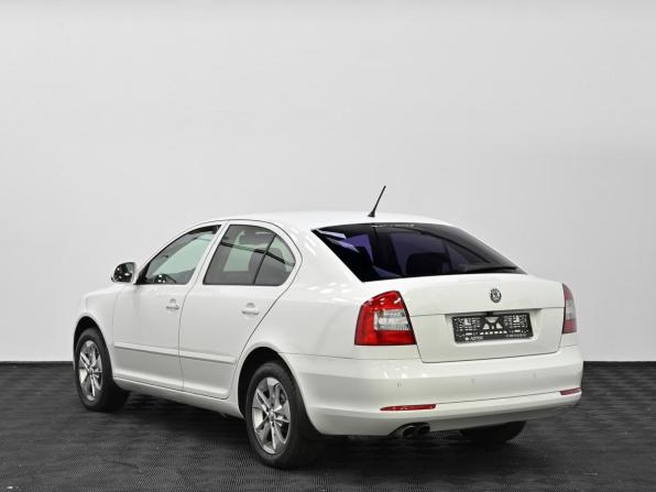 Skoda Octavia II (A5) Рестайлинг с пробегом 2012 года, цена 849 000 рублей, 162000 км, лифтбек, Автокод Объявления