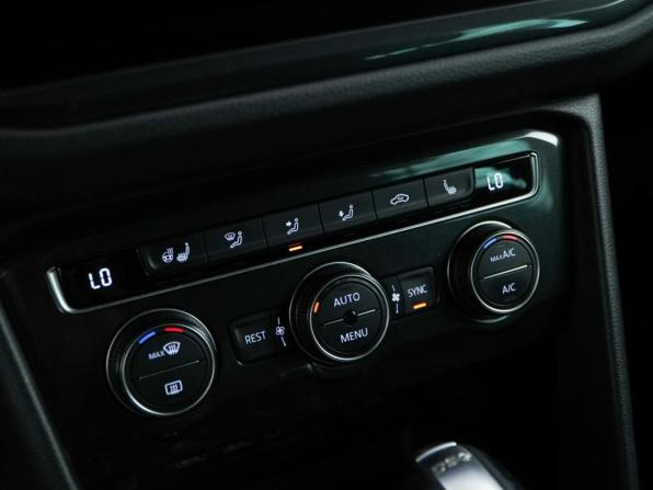 Volkswagen Tiguan II с пробегом 2018 года, цена 2 800 444 рубля, 94366 км, внедорожник, Автокод Объявления