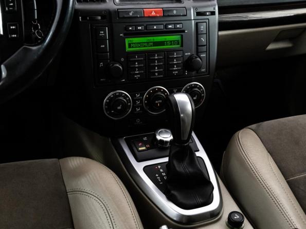 Land Rover Freelander II Рестайлинг с пробегом 2010 года, цена 1 249 000 рублей, 195516 км, внедорожник, Автокод Объявления
