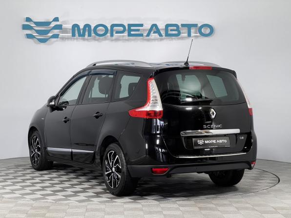 Renault Scenic III Рестайлинг 2 с пробегом 2015 года, цена 1 250 000 рублей, 147544 км, компактвэн, Автокод Объявления