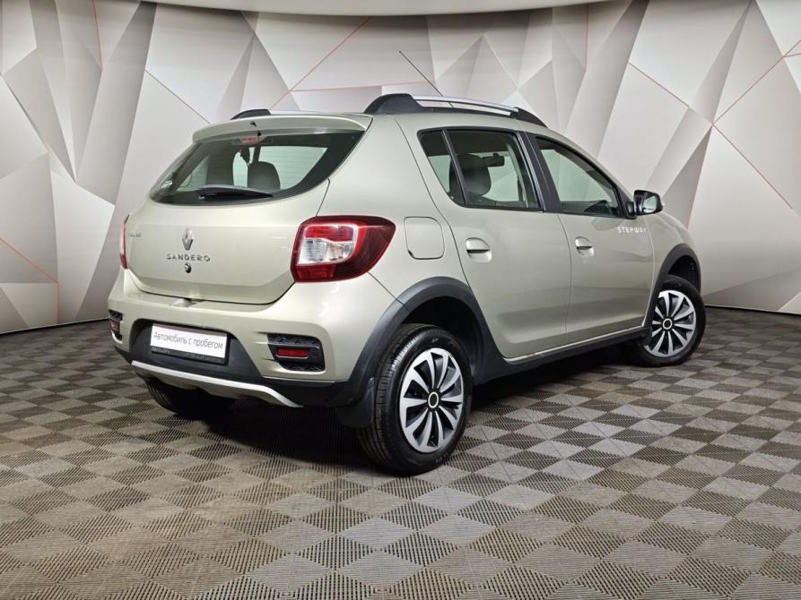 Renault Sandero II Москва  - изображение 2