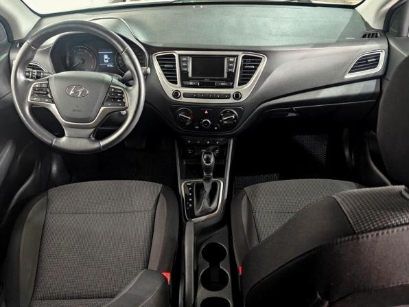 Hyundai Solaris II с пробегом 2019 года, цена 1 499 000 рублей, 55760 км, седан, Автокод Объявления