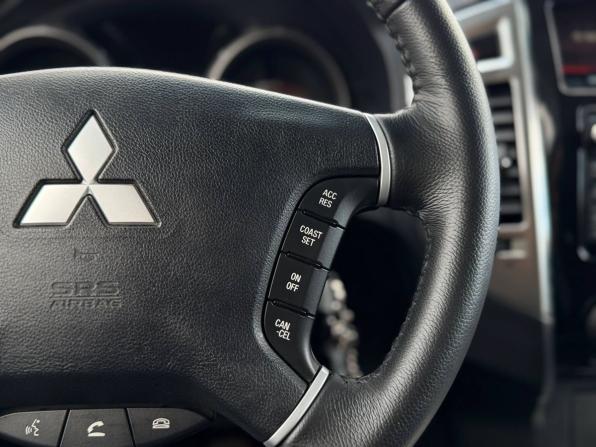 Mitsubishi Pajero IV Рестайлинг 2 с пробегом 2014 года, цена 2 369 000 рублей, 212499 км, внедорожник, Автокод Объявления