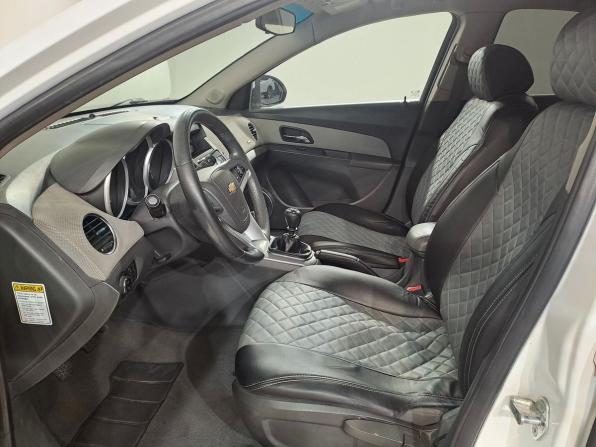 Chevrolet Cruze I с пробегом 2010 года, цена 359 000 рублей, 303375 км, седан, Автокод Объявления