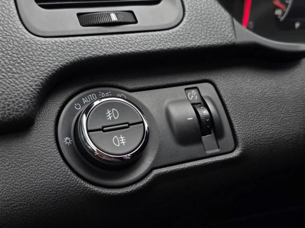 Opel Insignia I Рестайлинг с пробегом 2014 года, цена 1 230 000 рублей, 220580 км, универсал, Автокод Объявления