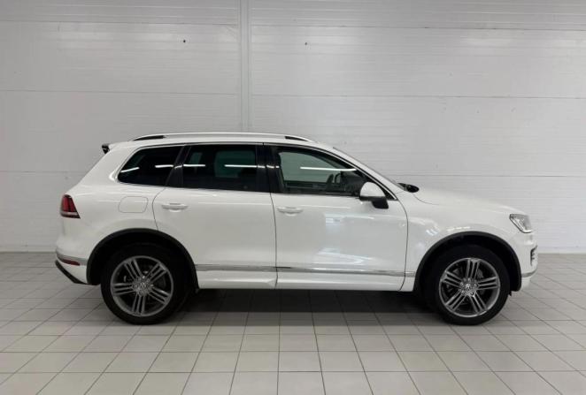 Volkswagen Touareg II Рестайлинг с пробегом 2017 года, цена 3 280 000 рублей, 233454 км, внедорожник, Автокод Объявления