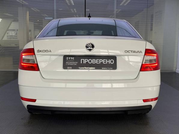 Skoda Octavia III (A7) Рестайлинг с пробегом 2018 года, цена 1 409 000 рублей, 166827 км, лифтбек, Автокод Объявления