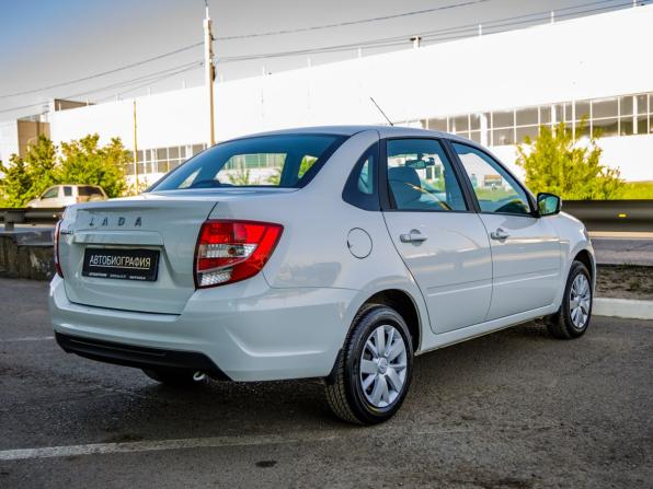 Lada (ВАЗ) Granta I Рестайлинг с пробегом 2023 года, цена 698 000 рублей, 40306 км, седан, Автокод Объявления