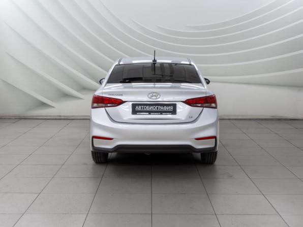 Hyundai Solaris II с пробегом 2017 года, цена 1 198 000 рублей, 172473 км, седан, Автокод Объявления
