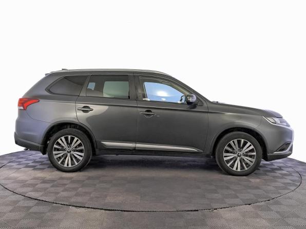 Mitsubishi Outlander III Рестайлинг 3 с пробегом 2019 года, цена 2 390 000 рублей, 53425 км, внедорожник, Автокод Объявления