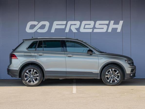 Volkswagen Tiguan II с пробегом 2020 года, цена 2 500 000 рублей, 99051 км, внедорожник, Автокод Объявления