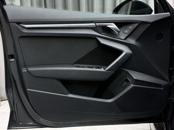 Audi A3 IV (8Y) с пробегом 2021 года, цена 2 799 000 рублей, 56058 км, седан, Автокод Объявления