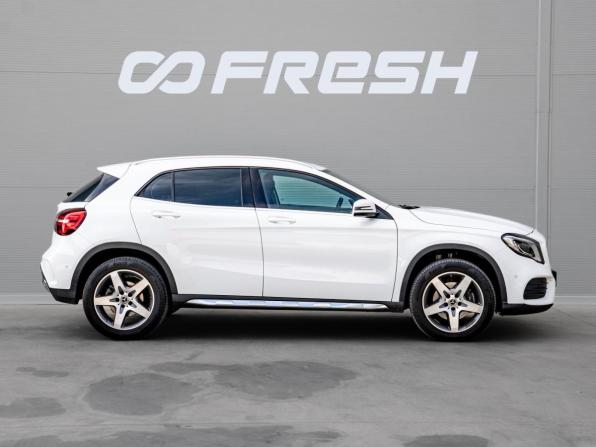 Mercedes-Benz GLA I (X156) Рестайлинг с пробегом 2018 года, цена 2 640 000 рублей, 80638 км, внедорожник, Автокод Объявления
