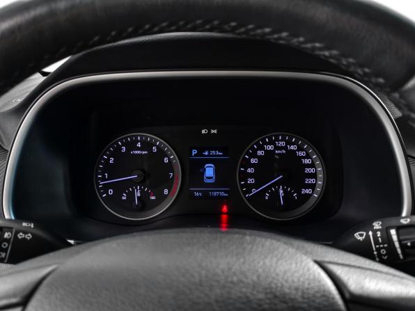 Hyundai Tucson III Рестайлинг с пробегом 2018 года, цена 1 990 000 рублей, 118709 км, внедорожник, Автокод Объявления