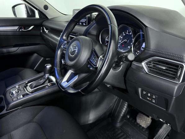 Mazda CX-5 II с пробегом 2018 года, цена 1 723 000 рублей, 104995 км, внедорожник, Автокод Объявления