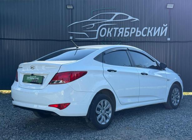 Hyundai Solaris I Рестайлинг с пробегом 2016 года, цена 699 000 рублей, 169760 км, седан, Автокод Объявления